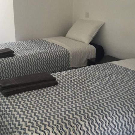 Casa Com 3 Suites Jacuzzi Em Albufeira Exterior photo